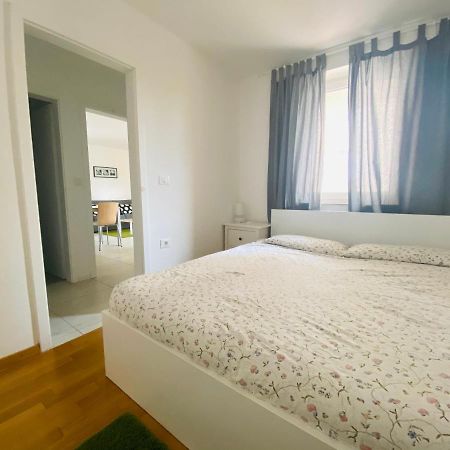 Apartments Lucija Порторож Екстер'єр фото